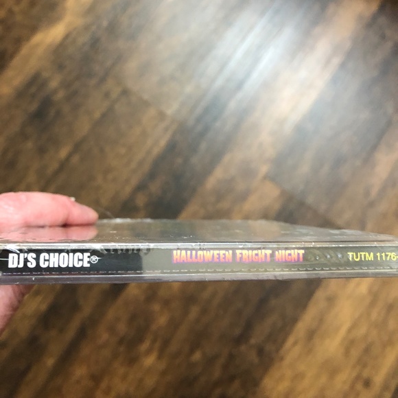 SALE New Sealed Halloween CD Fright Night Turn Up the Music 2000 - Picture 6 of 7